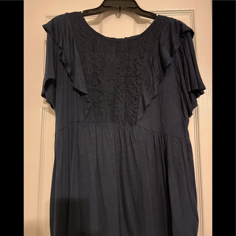 Dark blue top